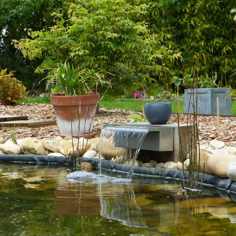 Installation de jeux d eau et bassin d'agrément