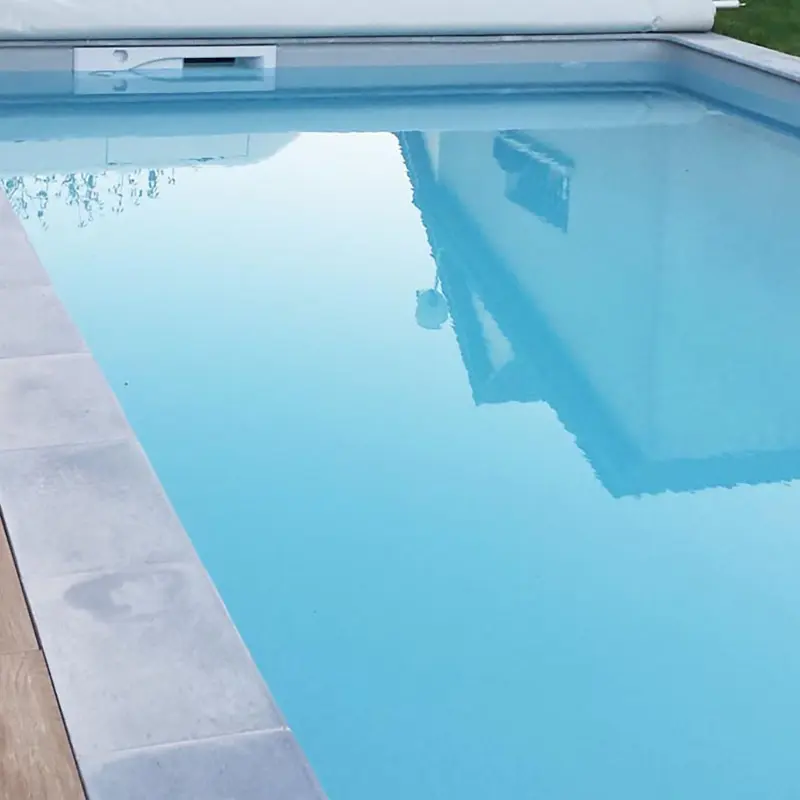 Piscine plage gres cerame imitation bois margelles gres cerame gris