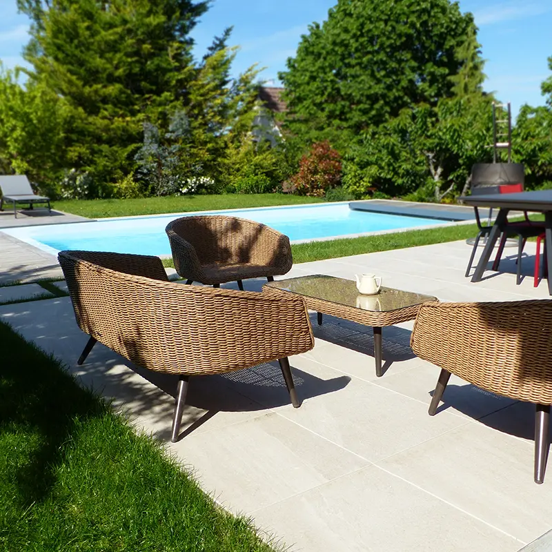 Piscine terrasse gres cerame